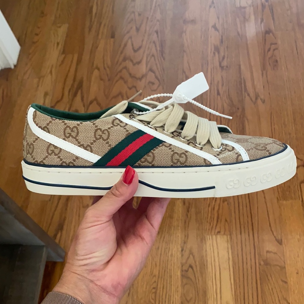 GG sneakers. Size 8. Never worn.